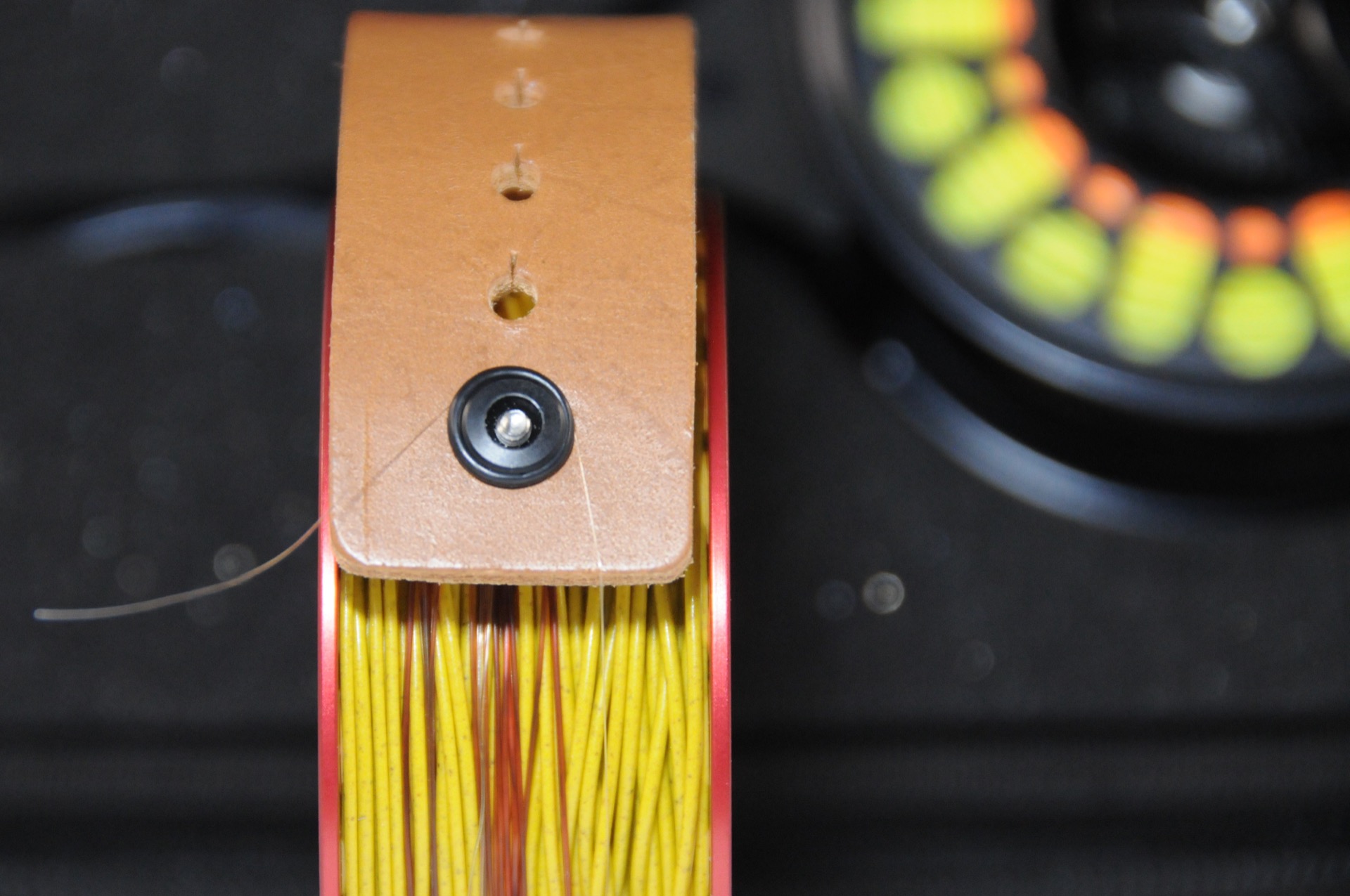 ceinturons-cuir-pour-bobines-peux_2